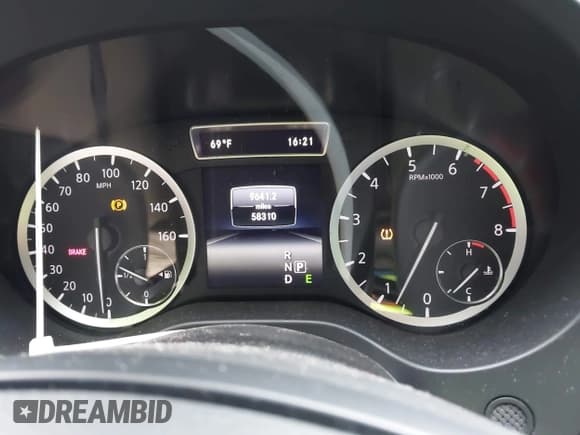 ✅ 2018 Infiniti QX30 Luxury • VIN: SJKCH5CR2JA044183 • Lot: 42271372. Listed on IAAI with 58,310 mi. Free auction sales archive from the USA and detailed vehicle history report at DreamBid. Image 7.