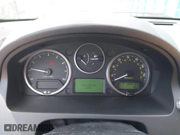 ✅ 2008 Land Rover LR2 HSE • VIN: SALFR24N88H059305 • Lot: 42876977. Listed on IAAI with 163,276 mi. Free auction sales archive from the USA and detailed vehicle history report at DreamBid. Image 7.