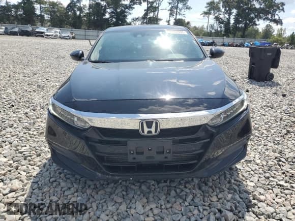 ✅ 2018 Honda Accord LX • VIN: 1HGCV1F11JA162365 • Lot: 80702995. Listed on Copart with 114,730 mi. Free auction sales archive from the USA and detailed vehicle history report at DreamBid. Image 5.