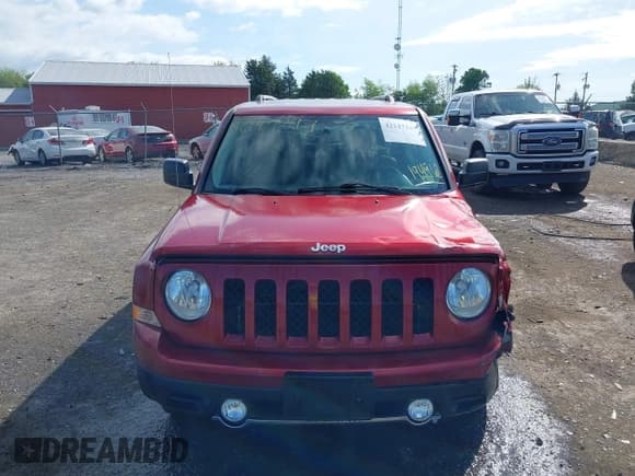 ✅ 2017 Jeep Patriot High Altitude • VIN: 1C4NJRFB0HD194968 • Lot: 42147347. Listed on IAAI with 59,968 mi. Free auction sales archive from the USA and detailed vehicle history report at DreamBid. Image 12.