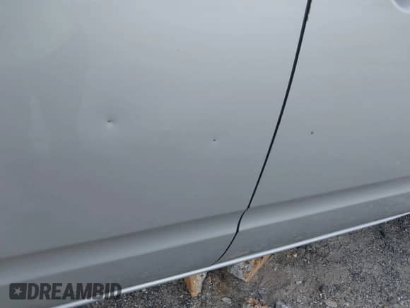 2014 Nissan Frontier Desert Runner z VIN 1N6AD0ER0EN733673, wystawiony jako IAAI lot #43260104 z przebiegiem 163 382 mil mil oraz . Historia ofert i sprzedaży dostępna na DreamBid. Obrazek 20.