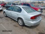 ✅ 2003 Subaru Legacy L • VIN: 4S3BE635X37210427 • Lot: 42759251. Wystawiony na IAAI z przebiegiem 131 311 mil. Bezpłatny archiwum sprzedaży aukcyjnych z USA i szczegółowy raport historii pojazdu na DreamBid. Zdjęcie 3.