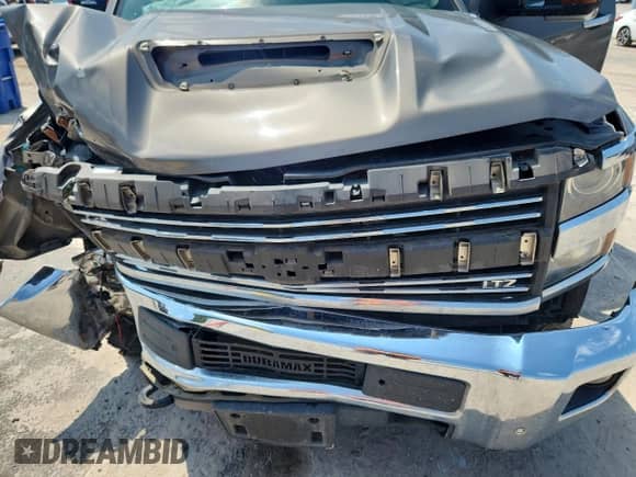 2017 Chevrolet Silverado 2500HD LTZ с VIN 1GC1KWEY4HF156440, выставлен на аукционе Copart как лот 71732905 с пробегом 180 327 миль миль и Списание • Salvage title. История ставок и продаж доступна на DreamBid. Изображение 11.