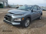 ✅ 2021 Hyundai Kona SEL • VIN: KM8K2CAA5MU607775 • Лот: 73565043. Опубликован ранее на Copart с пробегом 15 954 миль. Бесплатный доступ к архиву аукционных продаж из США и подробный отчёт об истории автомобиля на DreamBid. Изображение 1.