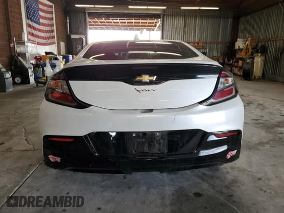 ✅ 2018 Chevrolet Volt LT • VIN: 1G1RC6S53JU149452 • Lot: 36176783. Wystawiony na Copart z przebiegiem 90 778 mil. Bezpłatny archiwum sprzedaży aukcyjnych z USA i szczegółowy raport historii pojazdu na DreamBid. Zdjęcie 6.