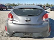 ✅ 2013 Hyundai Veloster w/Black Int • VIN: KMHTC6AD1DU167566 • Lot: 82826274. Wystawiony na Copart z przebiegiem 193 818 mil. Bezpłatny archiwum sprzedaży aukcyjnych z USA i szczegółowy raport historii pojazdu na DreamBid. Zdjęcie 6.