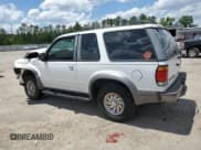 ✅ 1997 Ford Explorer Eddie Bauer • VIN: 1FMCU22XXVUD09705 • Lot: 55412575. Wystawiony na Copart z przebiegiem 356 444 mil. Bezpłatny archiwum sprzedaży aukcyjnych z USA i szczegółowy raport historii pojazdu na DreamBid. Zdjęcie 2.