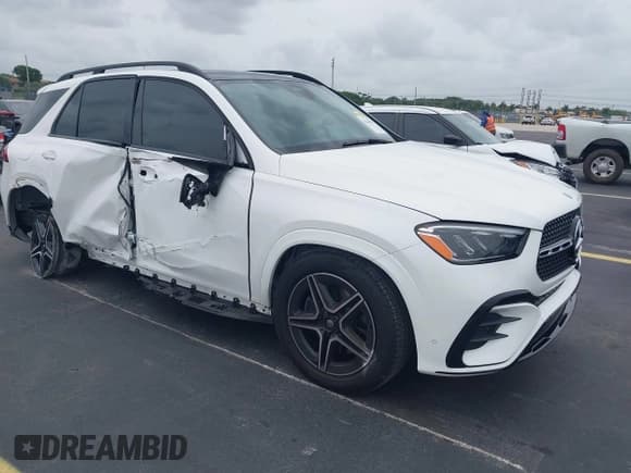 ✅ 2024 Mercedes-Benz GLE 450 • VIN: 4JGFB5KB6RB158663 • Lot: 42415861. Listed on IAAI with 19,110 mi. Free auction sales archive from the USA and detailed vehicle history report at DreamBid. Image 1.