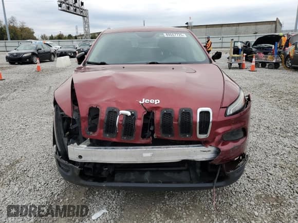 ✅ 2014 Jeep Cherokee Sport • VIN: 1C4PJLAB4EW163879 • Lot: 89557725. Wystawiony na Copart z przebiegiem 232 532 mil. Bezpłatny archiwum sprzedaży aukcyjnych z USA i szczegółowy raport historii pojazdu na DreamBid. Zdjęcie 5.