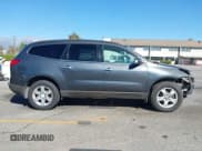 ✅ 2011 Chevrolet Traverse 2LT • VIN: 1GNKVJED2BJ294596 • Лот: 43483425. Опубликован ранее на IAAI с пробегом 196 155 миль. Бесплатный доступ к архиву аукционных продаж из США и подробный отчёт об истории автомобиля на DreamBid. Изображение 14.