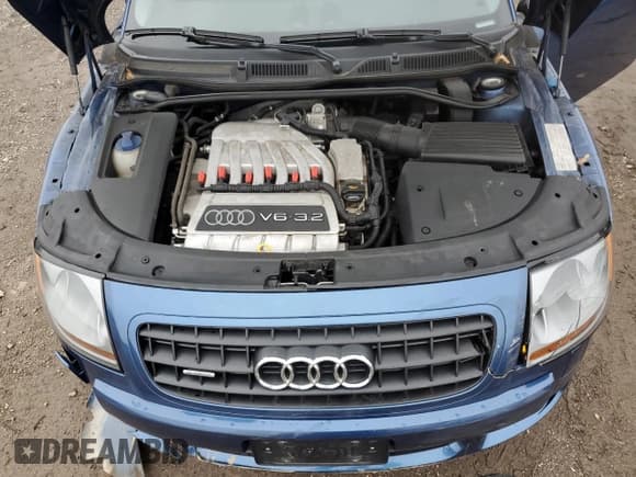 ✅ 2006 Audi TT • VIN: TRUWD28N561005696 • Lot: 81226524. Wystawiony na Copart z przebiegiem 87 023 mil. Bezpłatny archiwum sprzedaży aukcyjnych z USA i szczegółowy raport historii pojazdu na DreamBid. Zdjęcie 11.