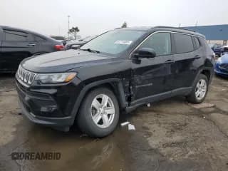 ✅ 2022 Jeep Compass Latitude • VIN: 3C4NJDBB6NT121019 • Lot: 81715005. Listed on Copart with 69,896 mi. Free auction sales archive from the USA and detailed vehicle history report at DreamBid. Image 1.