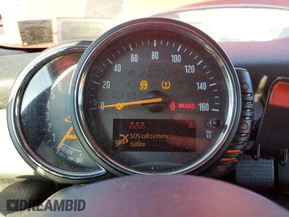 ✅ 2015 MINI Hardtop • VIN: WMWXM5C50FT973438 • Лот: 93332165. Опубликован ранее на Copart с пробегом Не указан. Бесплатный доступ к архиву аукционных продаж из США и подробный отчёт об истории автомобиля на DreamBid. Изображение 9.