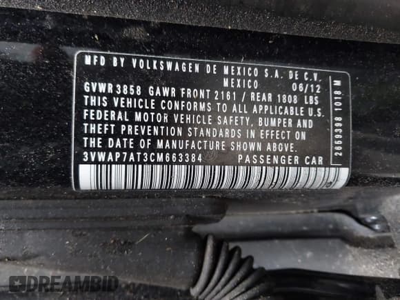 ✅ 2012 Volkswagen Beetle • VIN: 3VWAP7AT3CM663384 • Lot: 42312234. Wystawiony na IAAI z przebiegiem 91 055 mil. Bezpłatny archiwum sprzedaży aukcyjnych z USA i szczegółowy raport historii pojazdu na DreamBid. Zdjęcie 9.