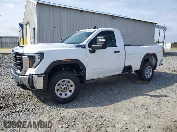 ✅ 2024 GMC Sierra 2500HD • VIN: 1GT39LE70RF171111 • Лот: 50174155. Опубликован ранее на Copart с пробегом 5 231 миль. Бесплатный доступ к архиву аукционных продаж из США и подробный отчёт об истории автомобиля на DreamBid. Изображение 1.