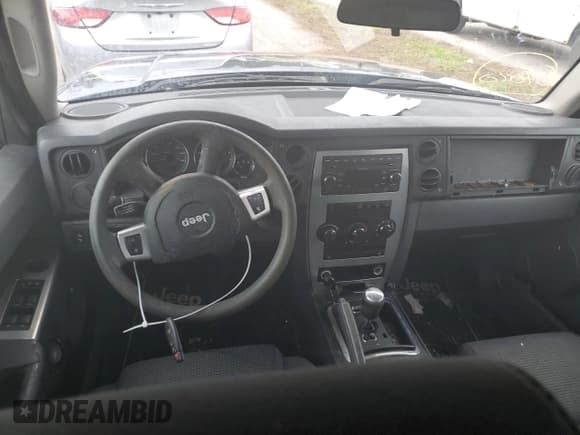 ✅ 2008 Jeep Commander Sport • VIN: 1J8HH48K38C229803 • Лот: 75095854. Опубликован ранее на Copart с пробегом Не указан. Бесплатный доступ к архиву аукционных продаж из США и подробный отчёт об истории автомобиля на DreamBid. Изображение 8.