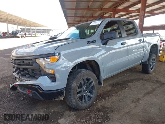 ✅ 2024 Chevrolet Silverado 1500 Custom Trail Boss • VIN: 3GCUDCE8XRG314561 • Lot: 43513374. Listed on IAAI with 35,177 mi. Free auction sales archive from the USA and detailed vehicle history report at DreamBid. Image 2.