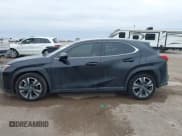 ✅ 2019 Lexus UX 200 • VIN: JTHY3JBH8K2013667 • Lot: 41635062. Wystawiony na IAAI z przebiegiem 75 863 mil. Bezpłatny archiwum sprzedaży aukcyjnych z USA i szczegółowy raport historii pojazdu na DreamBid. Zdjęcie 14.