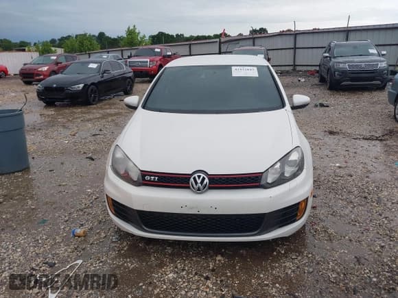 ✅ 2010 Volkswagen Golf GTI • VIN: WVWFD7AJXAW252920 • Lot: 42432843. Listed on IAAI with 120,999 mi. Free auction sales archive from the USA and detailed vehicle history report at DreamBid. Image 12.