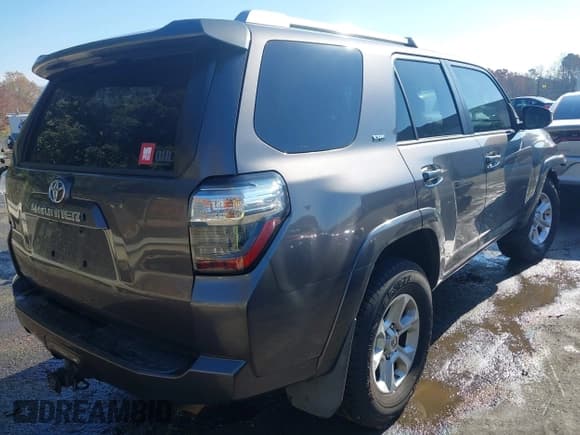 ✅ 2015 Toyota 4Runner SR5 • VIN: JTEZU5JR3F5101093 • Lot: 43747723. Wystawiony na IAAI z przebiegiem 184 467 mil. Bezpłatny archiwum sprzedaży aukcyjnych z USA i szczegółowy raport historii pojazdu na DreamBid. Zdjęcie 4.