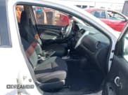 ✅ 2015 Nissan Versa SV • VIN: 3N1CN7APXFL874129 • Лот: 43132129. Опубликован ранее на IAAI с пробегом 154 344 миль. Бесплатный доступ к архиву аукционных продаж из США и подробный отчёт об истории автомобиля на DreamBid. Изображение 5.