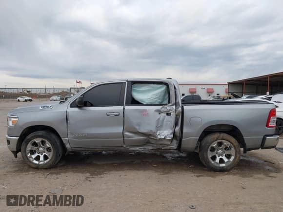 ✅ 2021 Ram 1500 Big Horn • VIN: 1C6SRFFT3MN796441 • Lot: 41318474. Listed on IAAI with 49,523 mi. Free auction sales archive from the USA and detailed vehicle history report at DreamBid. Image 14.