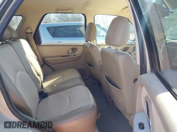 2005 Mercury Mariner Luxury z VIN 4M2YU56125DJ05993, wystawiony jako IAAI lot #41745773 z przebiegiem 265 895 mil mil oraz . Historia ofert i sprzedaży dostępna na DreamBid. Obrazek 8.