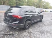 ✅ 2020 Volkswagen Tiguan SE • VIN: 3VV2B7AX6LM036737 • Лот: 43440481. Опубликован ранее на IAAI с пробегом 130 054 миль. Бесплатный доступ к архиву аукционных продаж из США и подробный отчёт об истории автомобиля на DreamBid. Изображение 4.