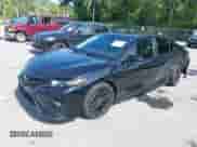 2022 Toyota Camry SE z VIN 4T1T11AK0NU044270, wystawiony jako IAAI lot #42805286 z przebiegiem 49 468 mil mil oraz . Historia ofert i sprzedaży dostępna na DreamBid. Obrazek 17.