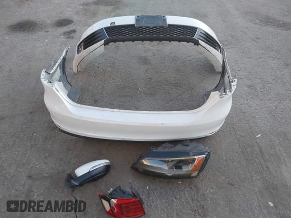 ✅ 2014 Volkswagen Jetta GLI • VIN: 3VW4T7AJ4EM389462 • Lot: 43840093. Listed on IAAI with 173,953 mi. Free auction sales archive from the USA and detailed vehicle history report at DreamBid. Image 12.