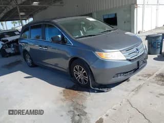 ✅ 2013 Honda Odyssey EX-L • VIN: 5FNRL5H68DB010254 • Lot: 43698174. Wystawiony na IAAI z przebiegiem 207 482 mil. Bezpłatny archiwum sprzedaży aukcyjnych z USA i szczegółowy raport historii pojazdu na DreamBid. Zdjęcie 1.
