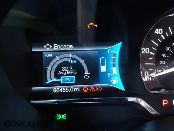 ✅ 2016 Lincoln MKZ Hybrid • VIN: 3LN6L2LU6GR628260 • Lot: 42614429. Wystawiony na IAAI z przebiegiem 96 455 mil. Bezpłatny archiwum sprzedaży aukcyjnych z USA i szczegółowy raport historii pojazdu na DreamBid. Zdjęcie 15.