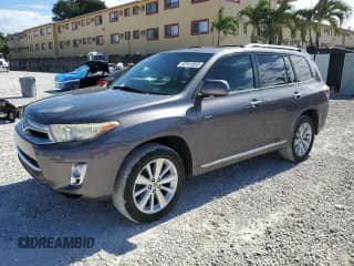 ✅ 2011 Toyota Highlander Limited • VIN: JTEDC3EH8B2002848 • Lot: 92913555. Listed on Copart with 304,556 mi. Free auction sales archive from the USA and detailed vehicle history report at DreamBid. Image 1.