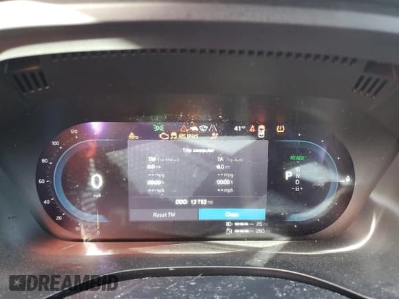 ✅ 2024 Volvo XC60 Plus Dark Theme • VIN: YV4H60DLXR1849191 • Lot: 50136745. Listed on Copart with 12,752 mi. Free auction sales archive from the USA and detailed vehicle history report at DreamBid. Image 9.