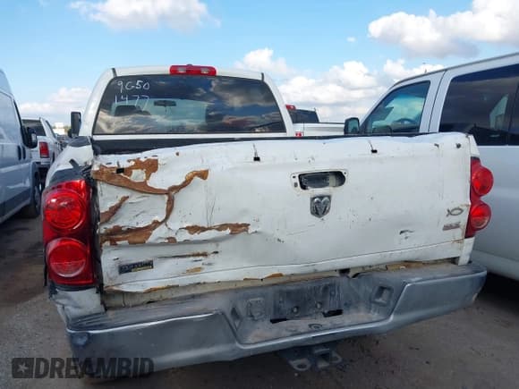 ✅ 2009 Dodge 2500 SLT • VIN: 3D7KS28T79G501477 • Лот: 41291975. Опубликован ранее на IAAI с пробегом 195 652 миль. Бесплатный доступ к архиву аукционных продаж из США и подробный отчёт об истории автомобиля на DreamBid. Изображение 16.