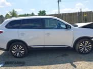 ✅ 2020 Mitsubishi Outlander ES • VIN: JA4AZ3A38LZ046271 • Лот: 42829205. Опубликован ранее на IAAI с пробегом 86 082 миль. Бесплатный доступ к архиву аукционных продаж из США и подробный отчёт об истории автомобиля на DreamBid. Изображение 13.