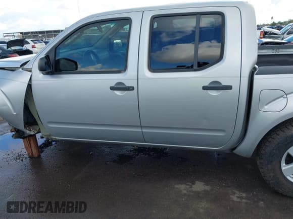 ✅ 2005 Nissan Frontier LE • VIN: 1N6AD07U05C463681 • Lot: 43757506. Listed on IAAI with 184,377 mi. Free auction sales archive from the USA and detailed vehicle history report at DreamBid. Image 15.
