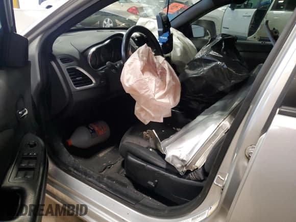 ✅ 2012 Dodge Avenger SXT • VIN: 1C3CDZCB8CN228228 • Lot: 45995875. Wystawiony na Copart z przebiegiem Nie podano. Bezpłatny archiwum sprzedaży aukcyjnych z USA i szczegółowy raport historii pojazdu na DreamBid. Zdjęcie 8.