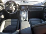 ✅ 2016 Porsche Panamera S E-Hybrid • VIN: WP0AD2A72GL040458 • Lot: 91834285. Wystawiony na Copart z przebiegiem 52 912 mil. Bezpłatny archiwum sprzedaży aukcyjnych z USA i szczegółowy raport historii pojazdu na DreamBid. Zdjęcie 8.