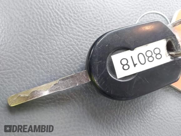 ✅ 2018 Ford Transit • VIN: 1FTBW2CMXJKA87252 • Лот: 43800910. Опубликован ранее на IAAI с пробегом 130 786 миль. Бесплатный доступ к архиву аукционных продаж из США и подробный отчёт об истории автомобиля на DreamBid. Изображение 11.