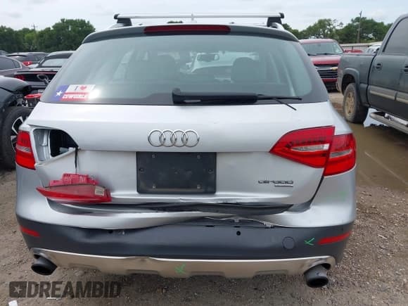 ✅ 2013 Audi allroad A4 Premium Plus • VIN: WA1UFAFL2DA096893 • Lot: 42394435. Wystawiony na IAAI z przebiegiem 114 788 mil. Bezpłatny archiwum sprzedaży aukcyjnych z USA i szczegółowy raport historii pojazdu na DreamBid. Zdjęcie 6.