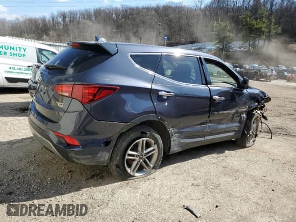 ✅ 2017 Hyundai Santa Fe 2.4L • VIN: 5NMZTDLBXHH025731 • Лот: 45072074. Опубликован ранее на Copart с пробегом 94 995 миль. Бесплатный доступ к архиву аукционных продаж из США и подробный отчёт об истории автомобиля на DreamBid. Изображение 3.