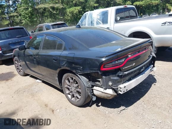 ✅ 2018 Dodge Charger GT • VIN: 2C3CDXJG2JH274341 • Lot: 43057870. Wystawiony na IAAI z przebiegiem 128 132 mil. Bezpłatny archiwum sprzedaży aukcyjnych z USA i szczegółowy raport historii pojazdu na DreamBid. Zdjęcie 3.