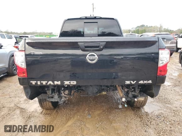 ✅ 2022 Nissan Titan Platinum Reserve • VIN: 1N6AA1FB2NN103718 • Lot: 86591404. Wystawiony na Copart z przebiegiem 25 706 mil. Bezpłatny archiwum sprzedaży aukcyjnych z USA i szczegółowy raport historii pojazdu na DreamBid. Zdjęcie 6.