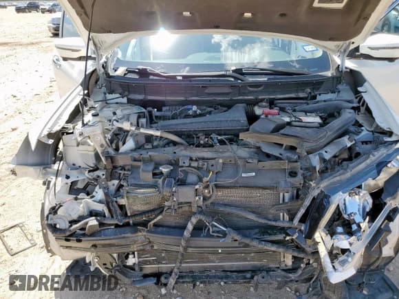 ✅ 2020 Nissan Rogue SL • VIN: 5N1AT2MT3LC784619 • Lot: 71302685. Listed on Copart with 51,694 mi. Free auction sales archive from the USA and detailed vehicle history report at DreamBid. Image 12.