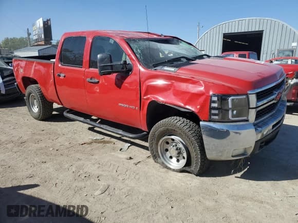 ✅ 2007 Chevrolet Silverado 2500HD 1LT • VIN: 1GCHK23617F522118 • Lot: 76400054. Wystawiony na Copart z przebiegiem 316 827 mil. Bezpłatny archiwum sprzedaży aukcyjnych z USA i szczegółowy raport historii pojazdu na DreamBid. Zdjęcie 4.
