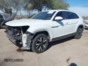 ✅ 2022 Volkswagen Atlas SE • VIN: 1V2LC2CA5NC208416 • Lot: 43599626. Listed on IAAI with 110,441 mi. Free auction sales archive from the USA and detailed vehicle history report at DreamBid. Image 2.