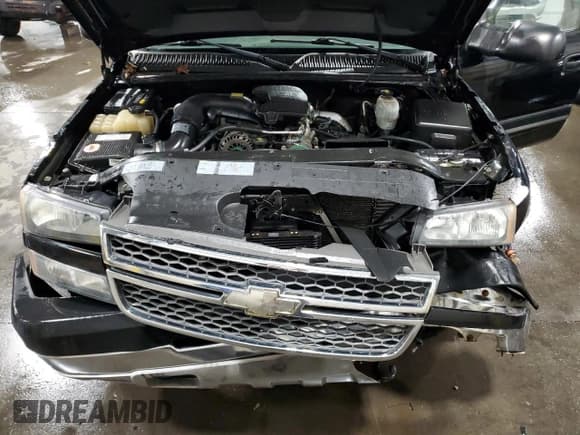 ✅ 2005 Chevrolet Silverado 2500HD Work Truck • VIN: 1GCHK23225F811390 • Lot: 90684385. Wystawiony na Copart z przebiegiem 313 034 mil. Bezpłatny archiwum sprzedaży aukcyjnych z USA i szczegółowy raport historii pojazdu na DreamBid. Zdjęcie 11.