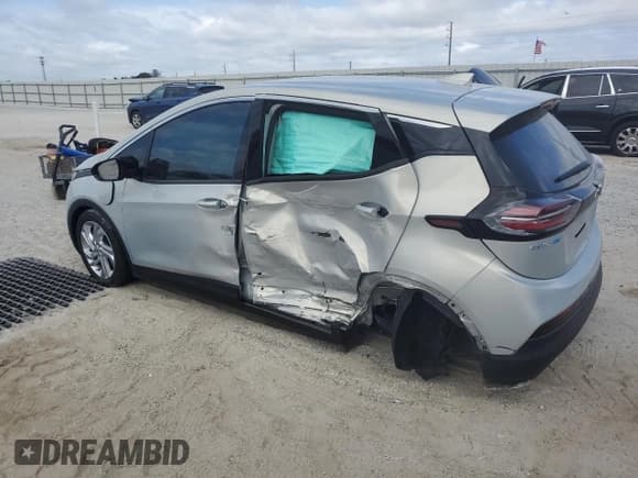 ✅ 2022 Chevrolet Bolt EV 1LT • VIN: 1G1FW6S04N4106243 • Lot: 76614774. Wystawiony na Copart z przebiegiem 13 898 mil. Bezpłatny archiwum sprzedaży aukcyjnych z USA i szczegółowy raport historii pojazdu na DreamBid. Zdjęcie 2.