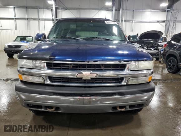 ✅ 2002 Chevrolet Suburban LS • VIN: 3GNFK16Z32G258681 • Лот: 81319324. Опубликован ранее на Copart с пробегом 191 442 миль. Бесплатный доступ к архиву аукционных продаж из США и подробный отчёт об истории автомобиля на DreamBid. Изображение 5.
